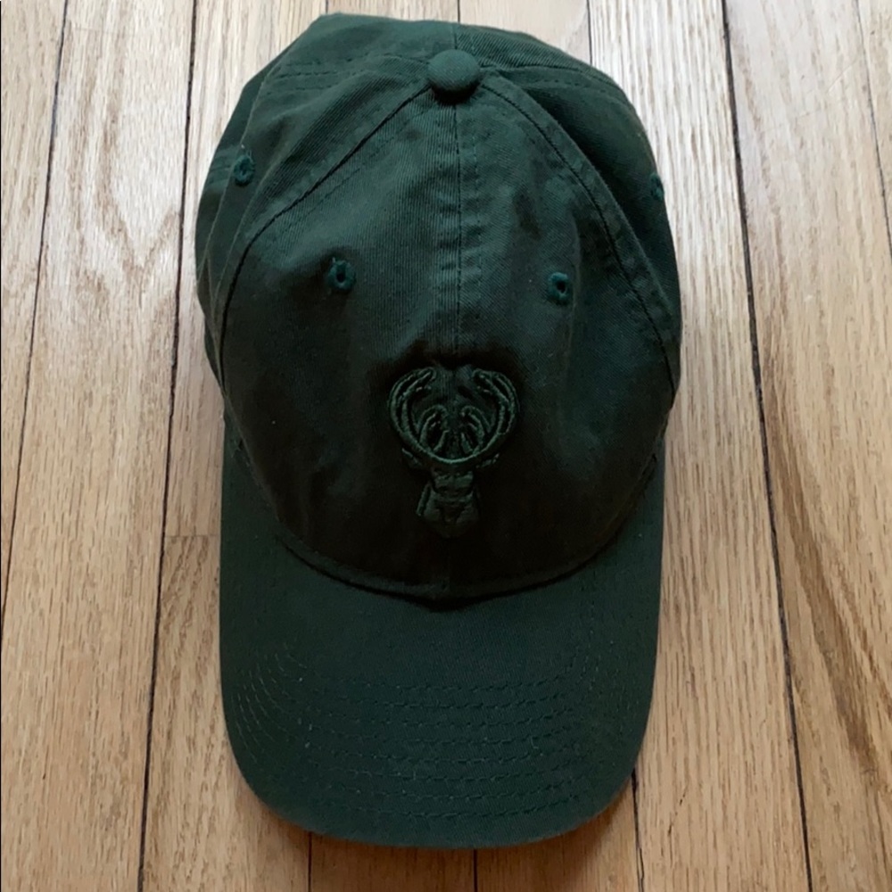 Milwaukee Bucks hat